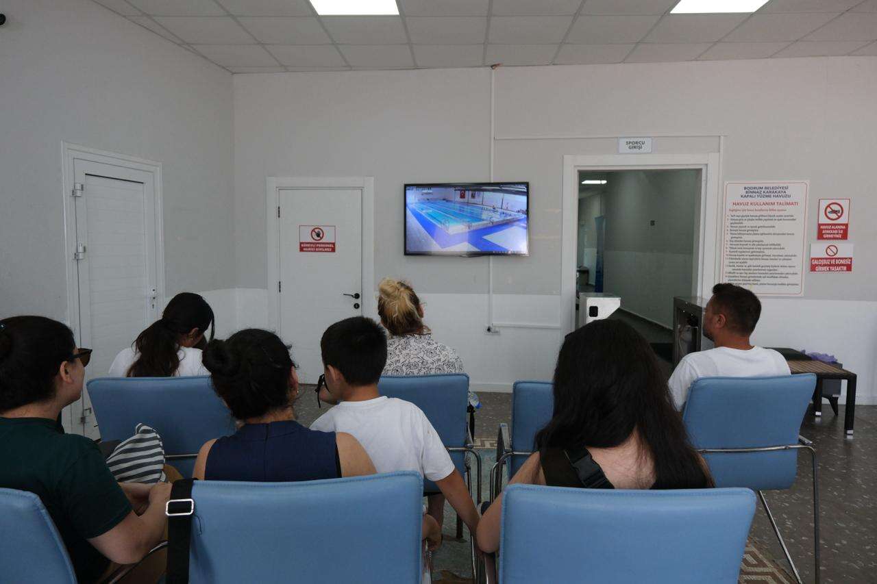 Bodrum'da Ücretsiz Yaz Yüzme Kurslarının İlk Etabı Başladı 5